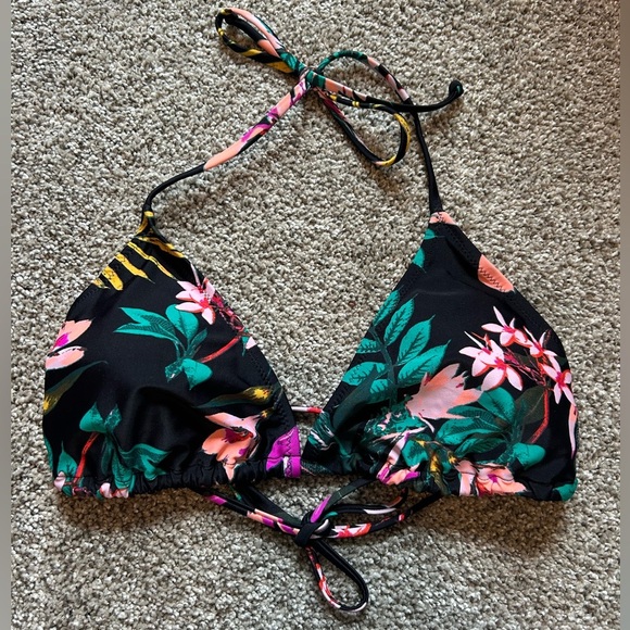 Floral Halter Bikini Top old navy - Picture 1 of 4